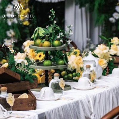 Lễ dạm ngõ trong đám cưới truyền thống, nơi hai gia đình chính thức gặp gỡ và bàn chuyện trăm năm