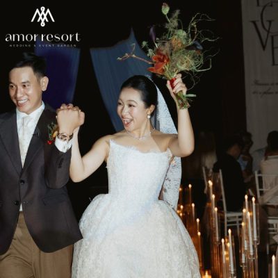 Không gian sảnh cưới được bố trí phù hợp với quy mô khách mời và kế hoạch ngân sách