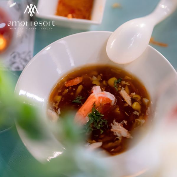 Kinh nghiệm tối ưu chi phí khi đặt menu tiệc cưới gồm thử món, tận dụng ưu đãi, chọn set menu và kiểm soát số bàn dự phòng