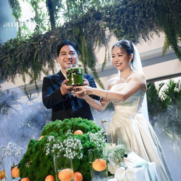 Amor Resort sở hữu không gian tiệc cưới xanh mát, sảnh tiệc thoáng đãng và phong cách trang trí lãng mạn