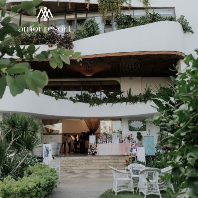 Amor Resort kết hợp sảnh tiệc cưới hiện đại với không gian sân vườn xanh mát, lãng mạn